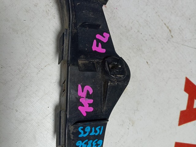 Крепление бампера TOYOTA Ist 