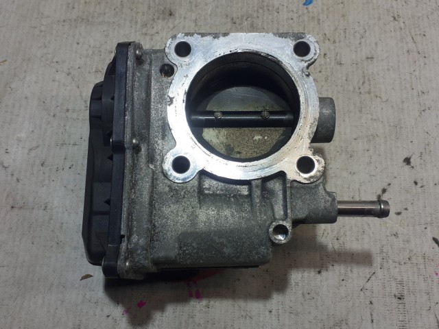 Дроссельная заслонка TOYOTA Noah 3ZR-FAE