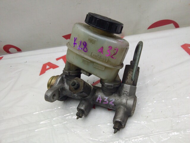 Главный тормозной цилиндр NISSAN Cefiro 