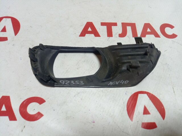 Оправа туманки TOYOTA Camry 