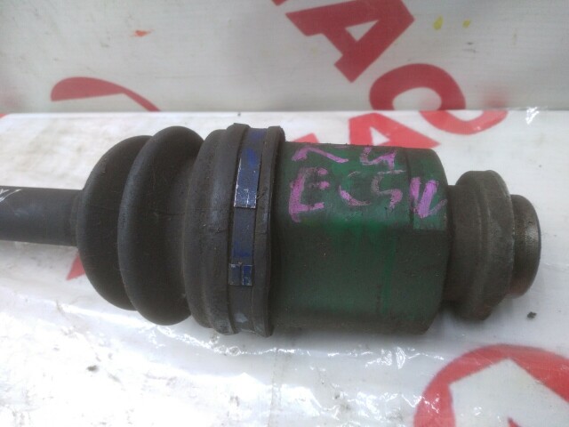 Привод короткий MITSUBISHI Legnum 