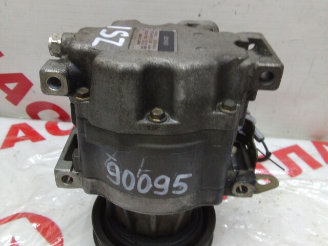 Компрессор кондиционера TOYOTA Vitz 1SZ-FE