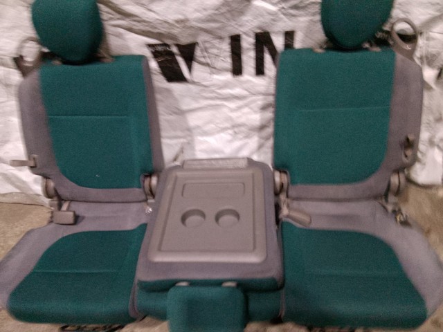 Сиденье NISSAN Tino 