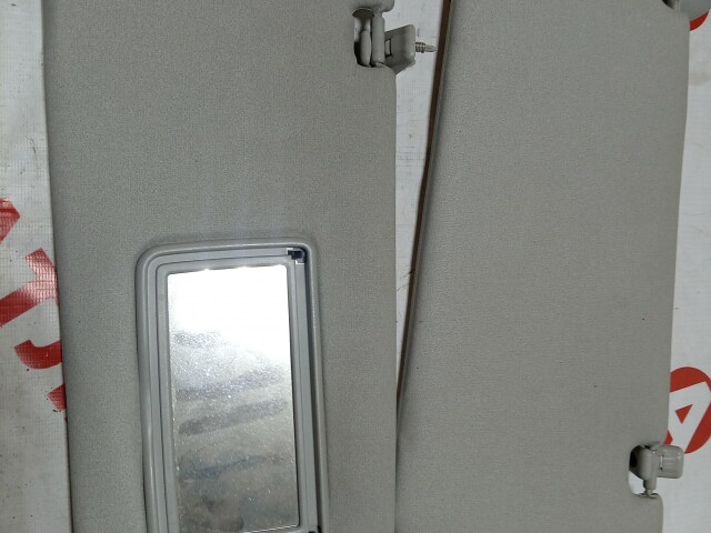 Козырёк TOYOTA FunCargo 