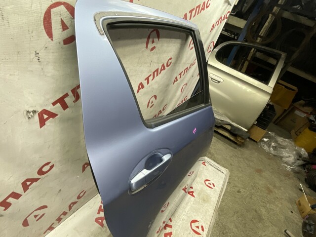 Дверь TOYOTA Vitz 