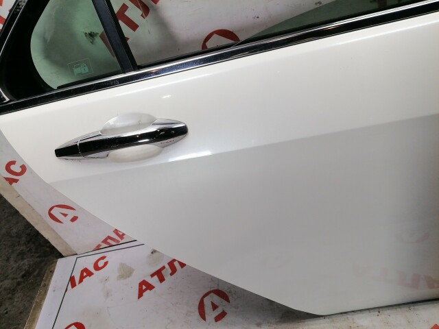 Дверь HONDA Accord 