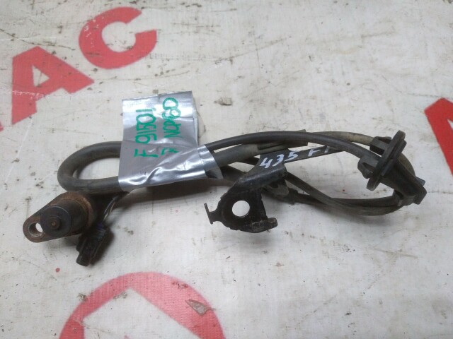 Датчик ABS TOYOTA Ist 