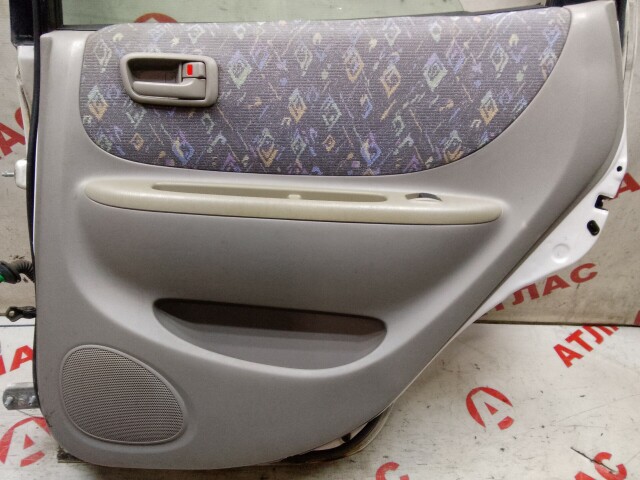 Дверь TOYOTA Corolla Spacio 