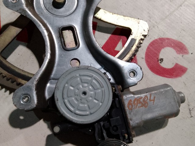 Стеклоподъемник TOYOTA Corolla 