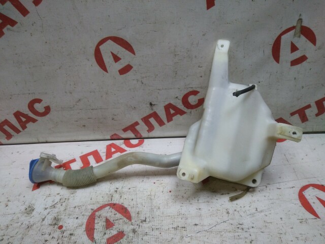 Бачок омывателя HONDA Stream 