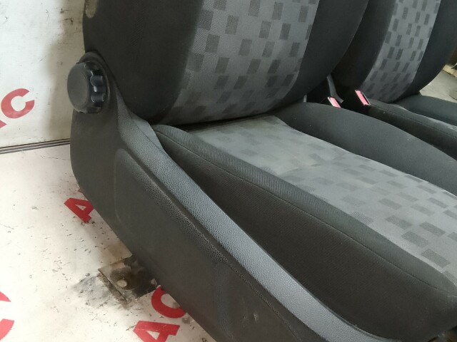 Сиденье FORD Focus II 