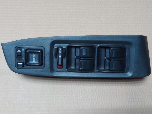 Блок управления стеклоподъемниками HONDA Accord 