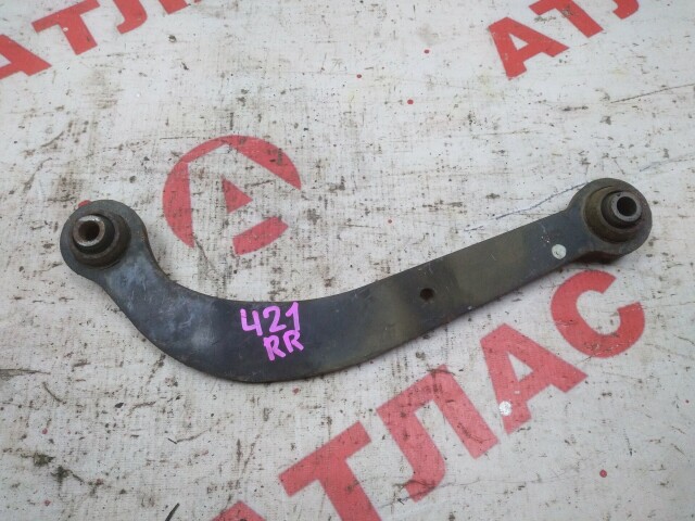 Рычаг TOYOTA Avensis 