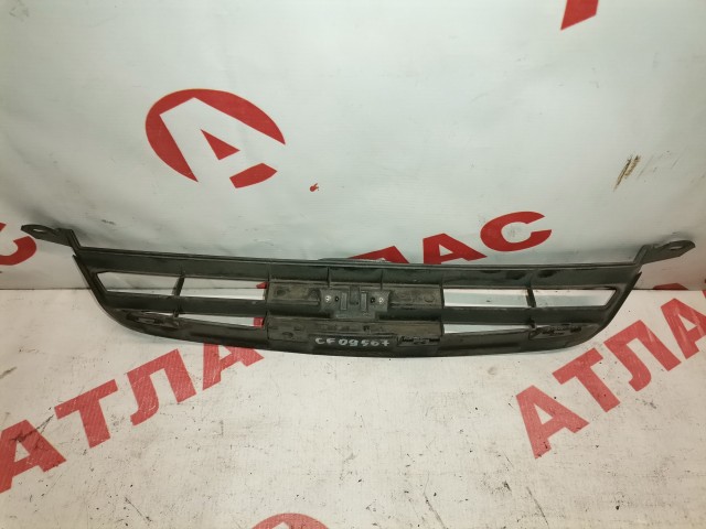 Решетка радиатора HONDA Accord 