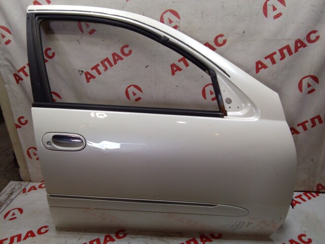 Дверь NISSAN Bluebird Sylphy 