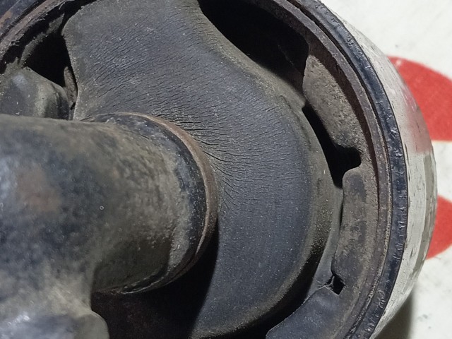 Подушка ДВС TOYOTA Caldina 5E-FE