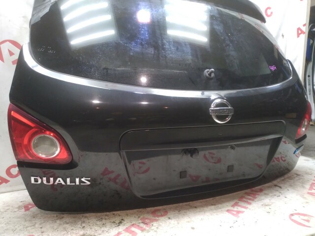 Дверь багажника NISSAN Dualis 