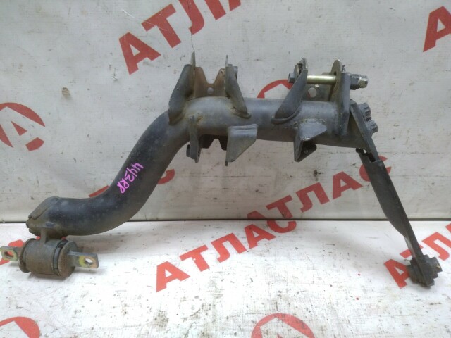 Рычаг HONDA Stream 