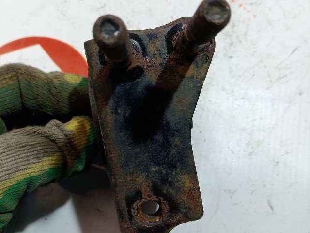 Подушка ДВС TOYOTA Ist 1NZ-FE