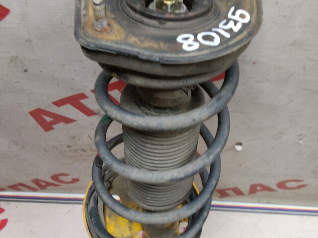 Стойка TOYOTA Sprinter 