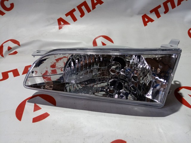 Фара TOYOTA Sprinter 