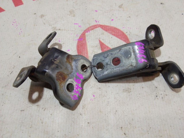 Кронштейны двери TOYOTA Corolla Spacio 