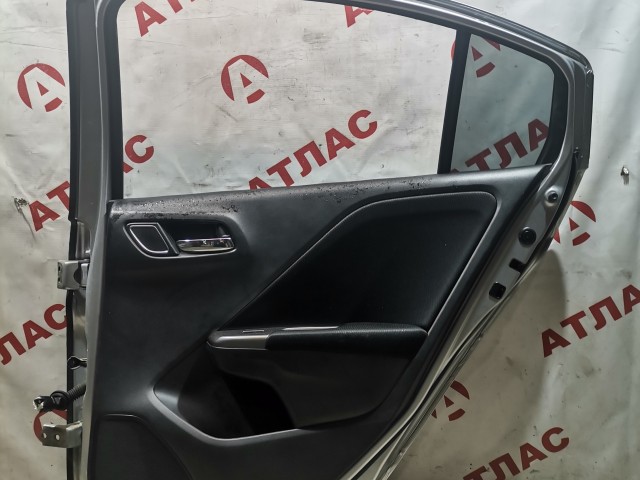 Дверь HONDA Grace 