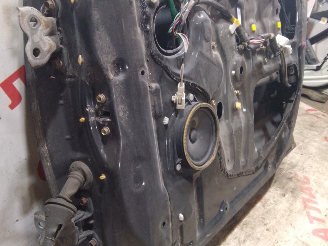 Дверь TOYOTA Gaia 