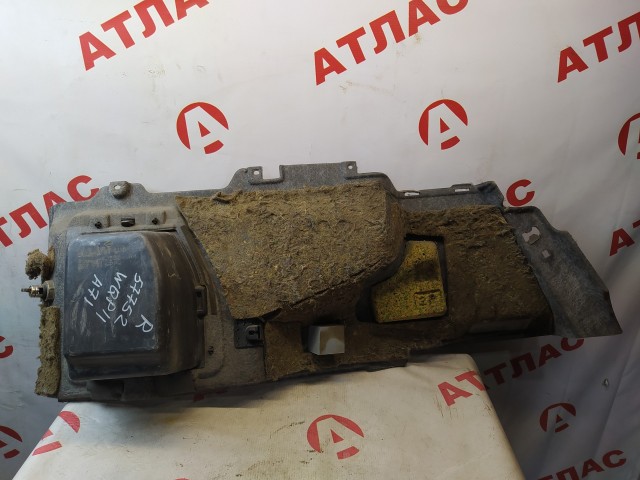 Обшивка багажника NISSAN Primera 