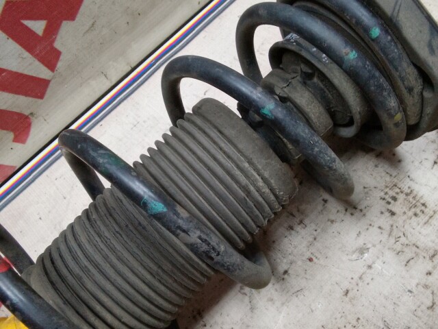 Стойка TOYOTA Sprinter 