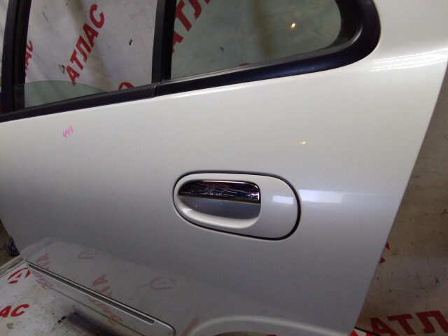 Дверь NISSAN Bluebird Sylphy 