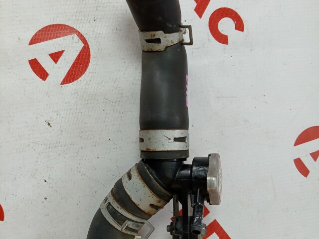 Горловина радиатора SUZUKI Escudo 