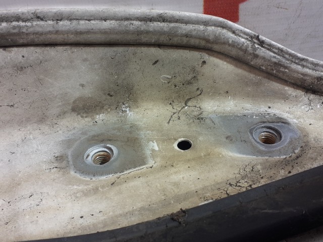 Дверь TOYOTA Carina 