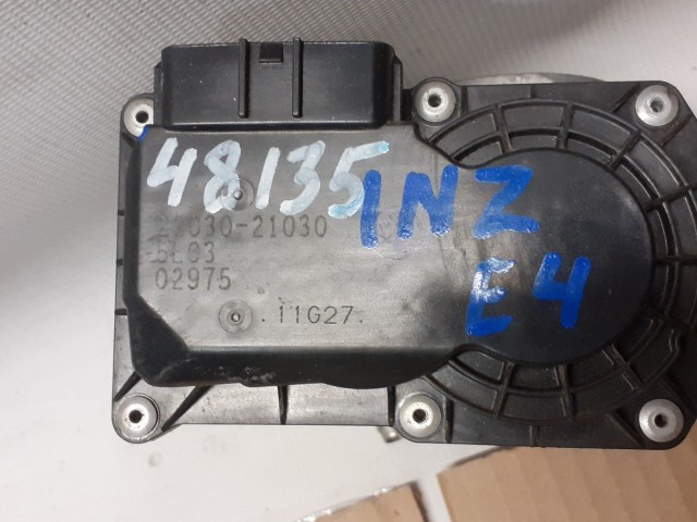 Дроссельная заслонка TOYOTA Sienta 1NZ-FE