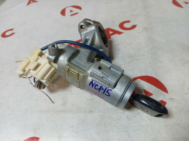 Замок зажигания TOYOTA Vitz 