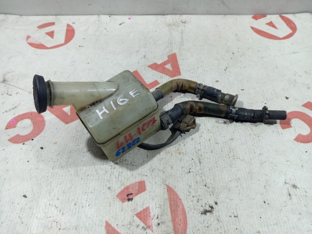 Бачок тормозной TOYOTA HiAce 