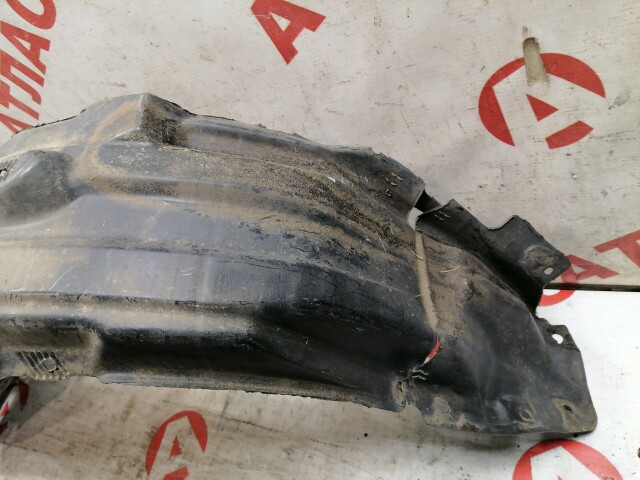 Подкрылок MITSUBISHI Galant Fortis 