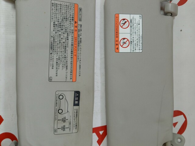 Козырёк TOYOTA Ist 