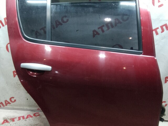 Дверь RENAULT Sandero Stepway 
