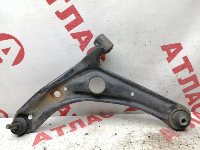 Рычаг TOYOTA Ist 