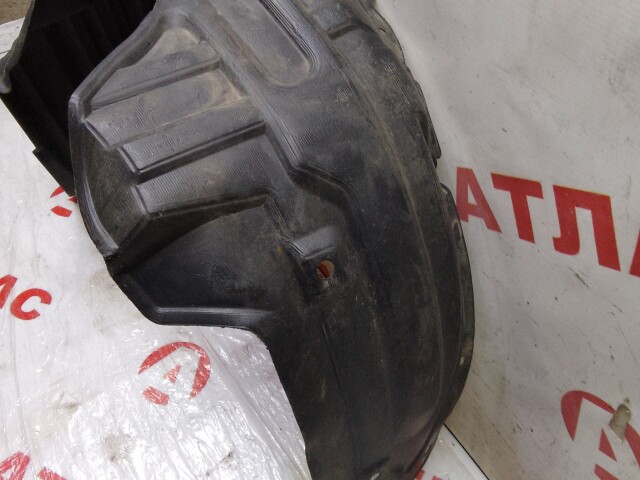 Подкрылок TOYOTA Vitz 