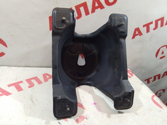 Крепление запасного колеса HONDA CR-V 