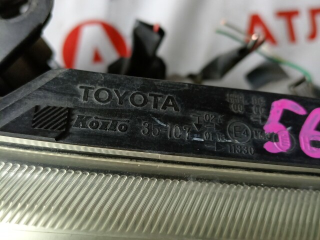 Фара TOYOTA Avensis 