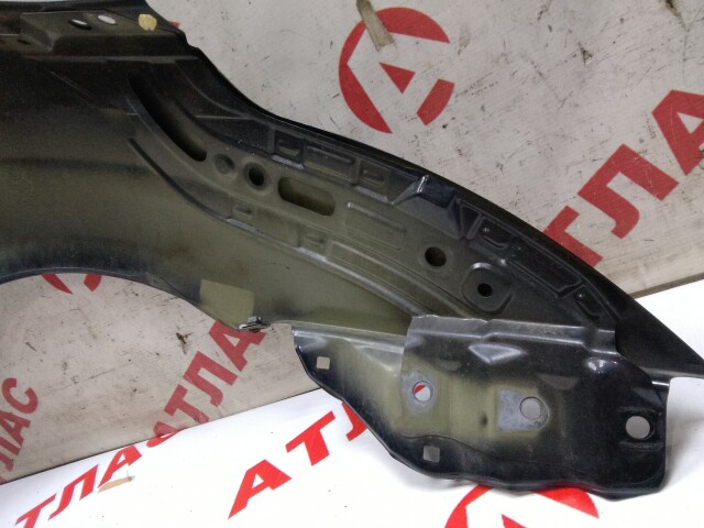 Крыло TOYOTA Avensis 