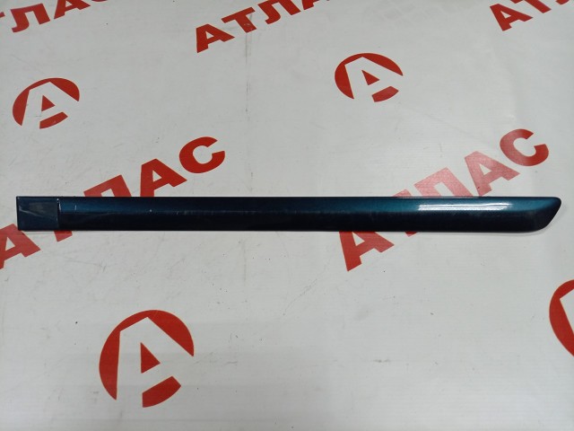 Молдинг NISSAN Sunny 