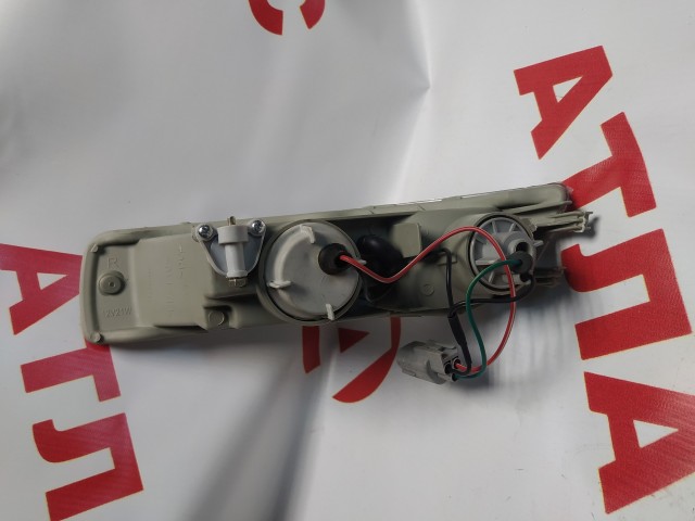 Повторитель в бампер TOYOTA Corona 