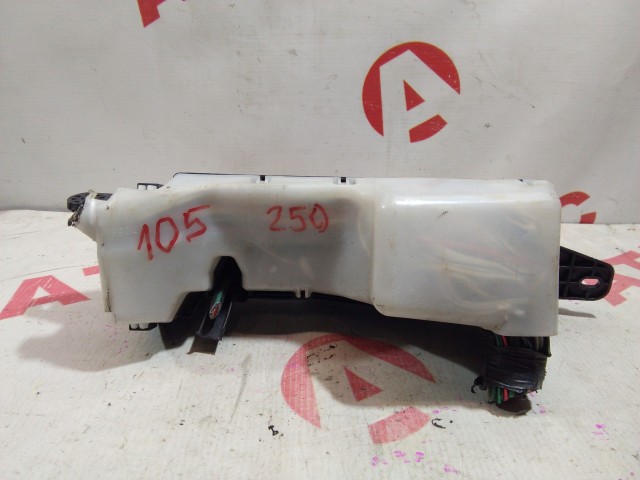 Блок предохранителей TOYOTA Avensis 1AZ-FSE