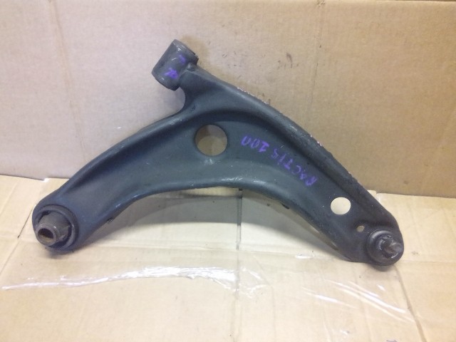 Рычаг TOYOTA Ractis 