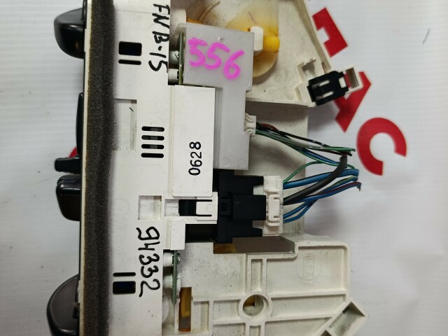 Блок управления печкой и кондиционером NISSAN Sunny 