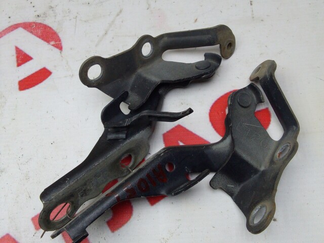 Кронштейны капота TOYOTA Corolla 